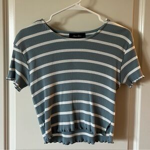 Dry goods Short sleeve top - NEVER WORN